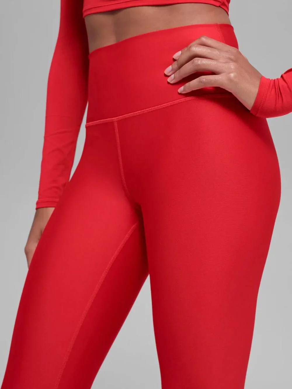 New ALO Yoga 7/8 High-Waist Airlift Bold Red Legging Size S
